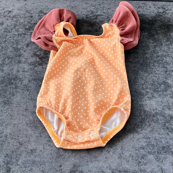 This Tribe of Three Flutter Sleeve Leotard Size 3-6 Months - Picture 3 of 4